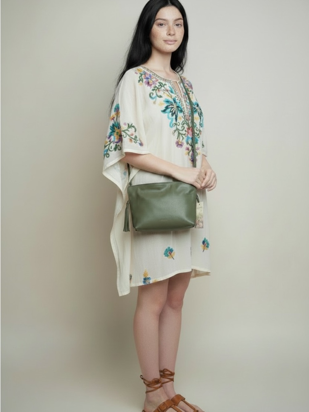 JOHNNY WAS Cinch Pouch Italian Leather Crossbody Bag Loden Green NWT - Picture 3 of 17